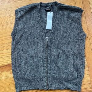 KOTN Charcoal Zip-Up Men's Sweater Vest